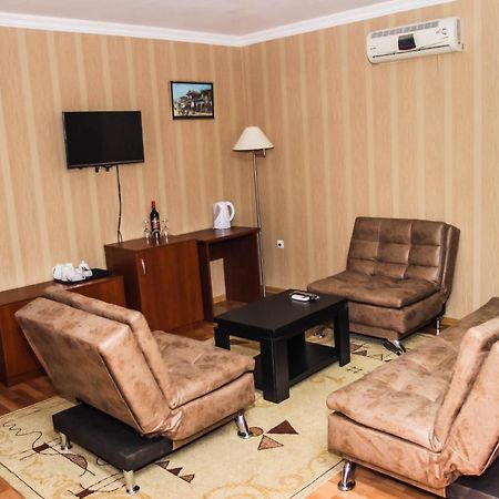 Hotel Istanbul Batumi Exteriör bild